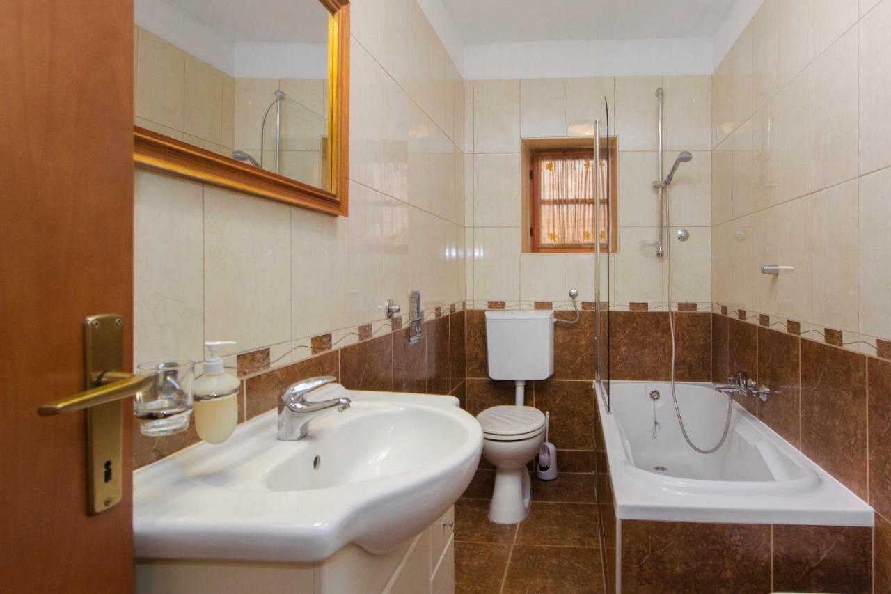 Apartman Ana Skradin Esterno foto